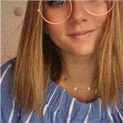 Étudiante en 2ieme année bts mode